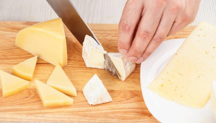 Как собрать сырную тарелку