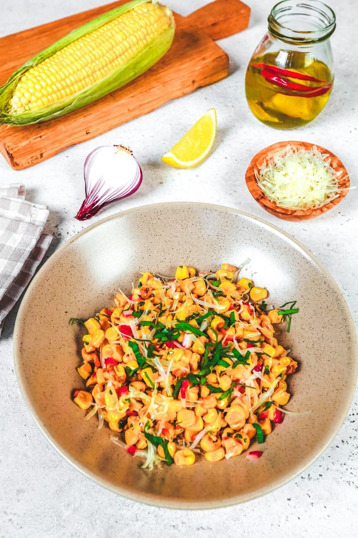 Тёплая кукуруза с ароматным маслом