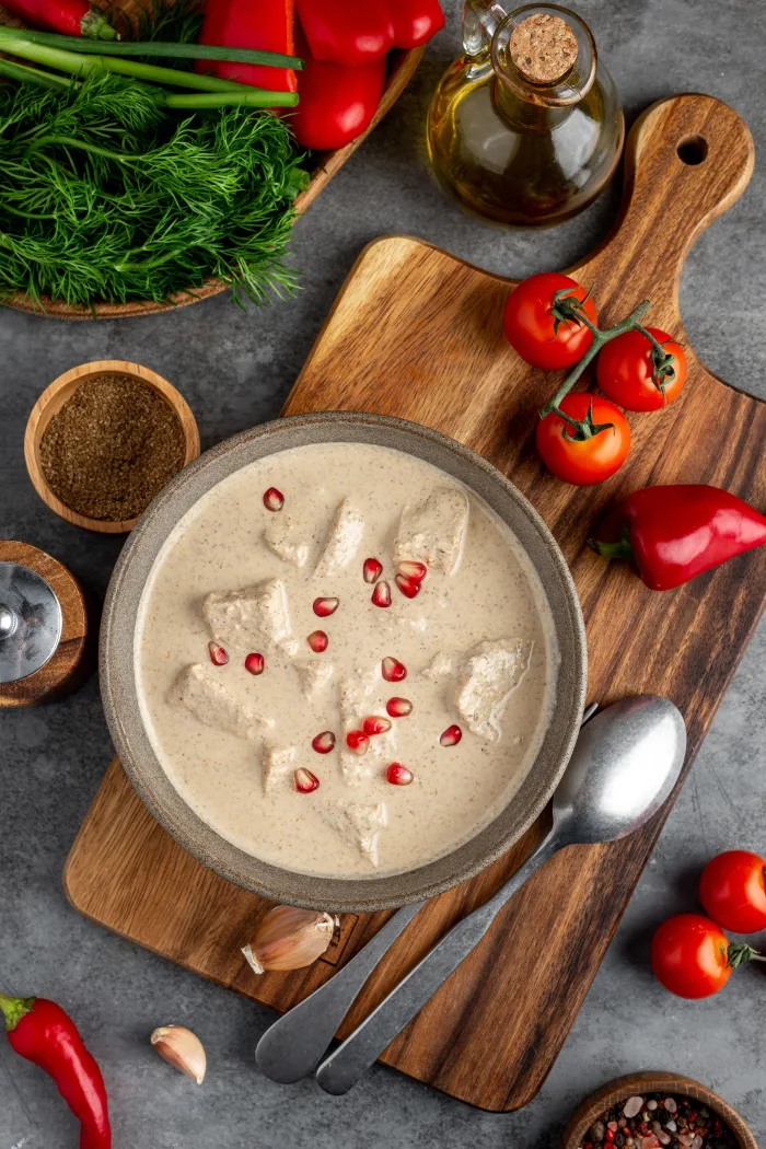 Закуска с ореховым соусом баже
